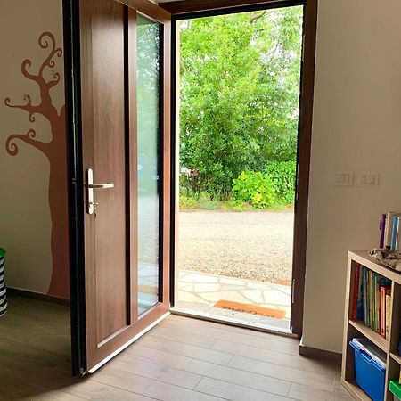 شقة La Casa Rosa Piobesi d'Alba المظهر الخارجي الصورة