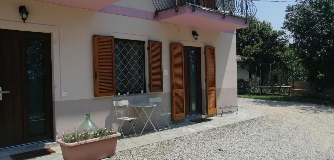 شقة La Casa Rosa Piobesi d'Alba المظهر الخارجي الصورة